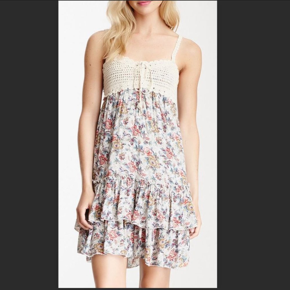 Papillon Floral Crochet Trimmed Dress, L, NWOT